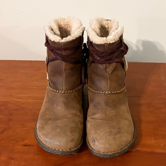 UGG Brown Shearling-Lined Boots short size 10 - Picture 10 of 11